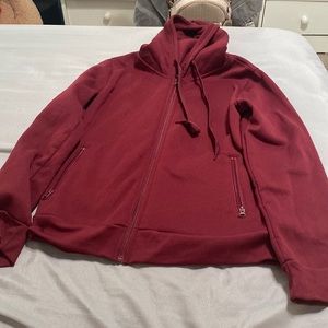 Brand from Lit 26 bought from DD’S discount. Burgundy color size M.